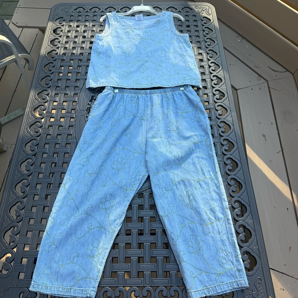 Blue Sleeveless Pantsuit